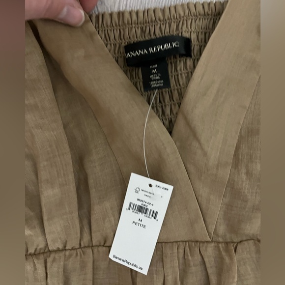 NWT banana republic Ramie empire iced latte beige camisole size medium petite - Picture 3 of 5